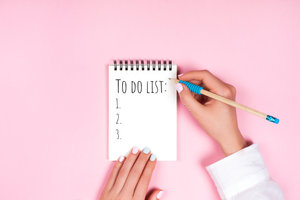 Illustration for the Work-Home-Life article Tuesday Tip: Make a To-Do List